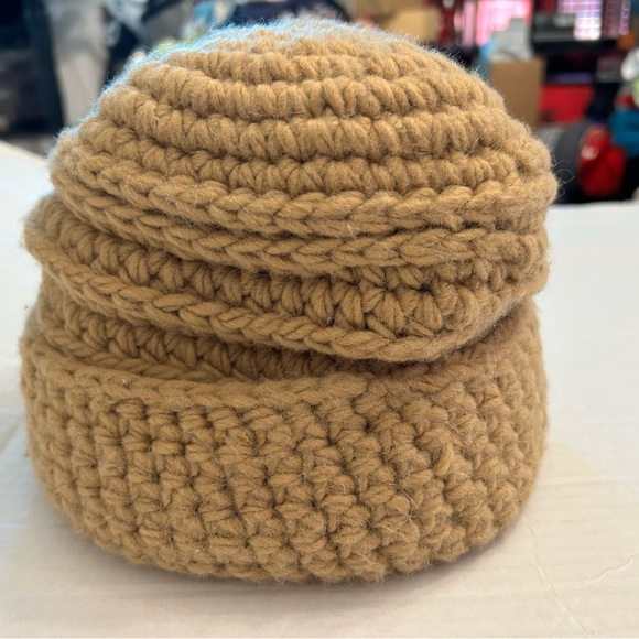 BLOOMINGDALES AQUA WOOL BLEND CHUNKY KNIT HAT- HANDMADE IN ITALY -BEIGE-ONE SIZE - Picture 4 of 7